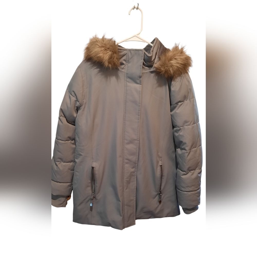 Time and Tru Coat Womans Medium Gray Winter Outdoor Parka Casual Classic